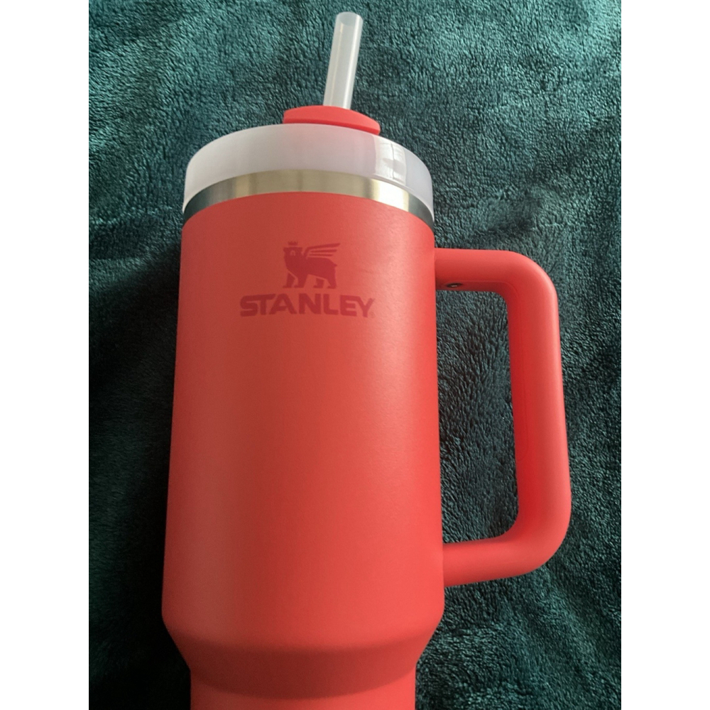 Stanley 40 oz Stainless Steel H2.0 Flowstate Quencher Tumbler - Picture 3 of 10